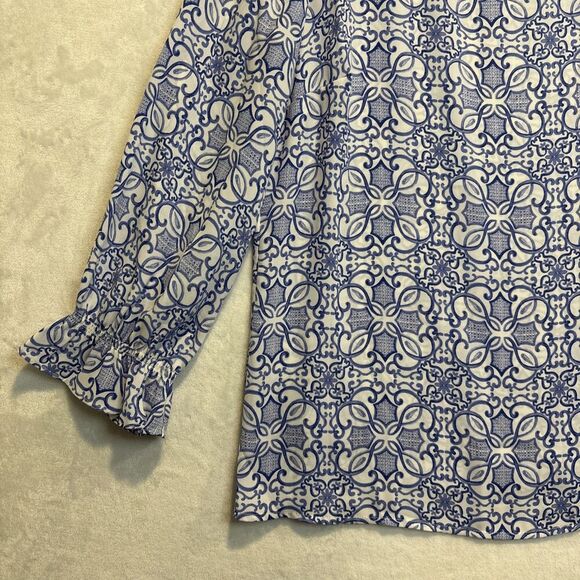 Talbots Women's Blue Geometric Print Blouse Top 3/4 Smocked Sleeve Size XS - Picture 5 of 16